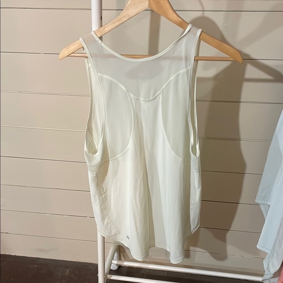 Cream Scoop Neck Sleeveless Tank Top - Picture 3 of 3
